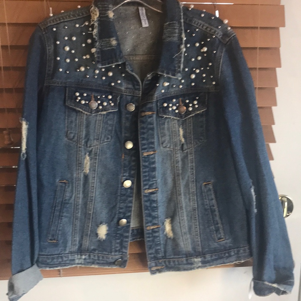 American Bazillion Distressed pearl denim jacket